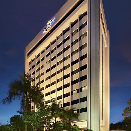 Singgasana Hotel Makassar Eksteriør billede