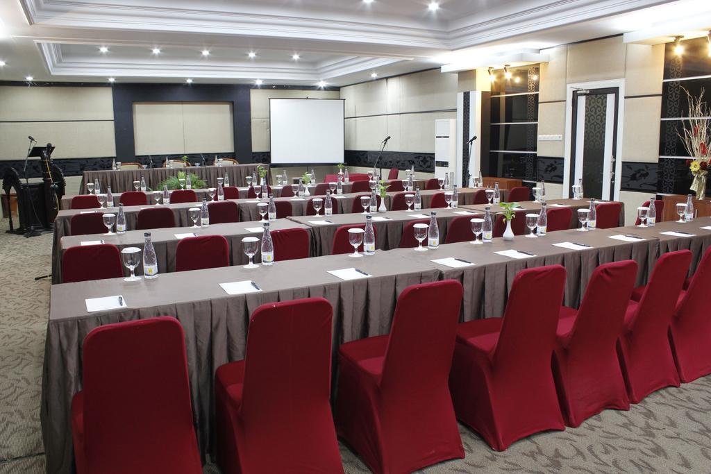 Singgasana Hotel Makassar Eksteriør billede
