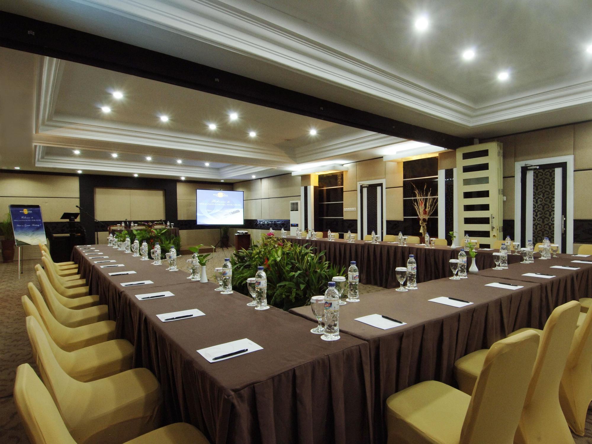 Singgasana Hotel Makassar Eksteriør billede
